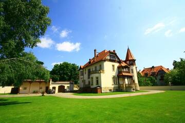 Фото Отель Hotel Pałacyk г. Легница 1