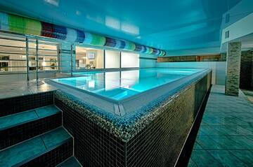 Фото Отель Hotel Gwarna г. Легница 2