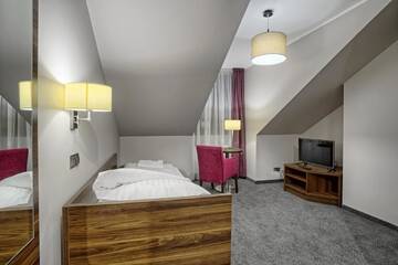 Фото номера Небольшой одноместный номер Отель Hotel Kamieniczka г. Легница 4
