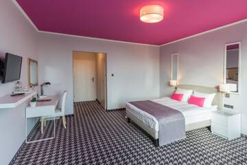 Фото номера Одноместный номер бизнес-класса Отель Hotel Sękowski г. Легница 2