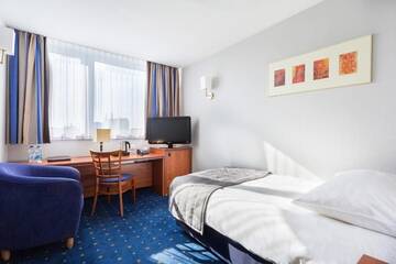 Фото номера Одноместный номер Отель Qubus Hotel Legnica г. Легница 3