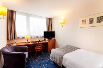 Фото номера Одноместный номер Отель Qubus Hotel Legnica г. Легница 4