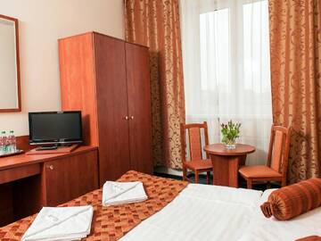 Фото номера Стандартный одноместный номер Отель Hotel Arkadia г. Легница 4